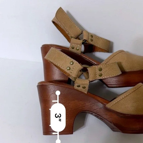 b.o.c. Tan Faux Leather Platform Clog Women 6M Sandals Wood Wedge Heel - Picture 11 of 15